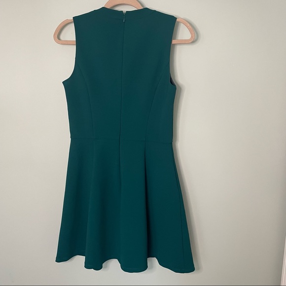 EUC Madewell Fit and Flare Dress. 4. - Picture 4 of 4